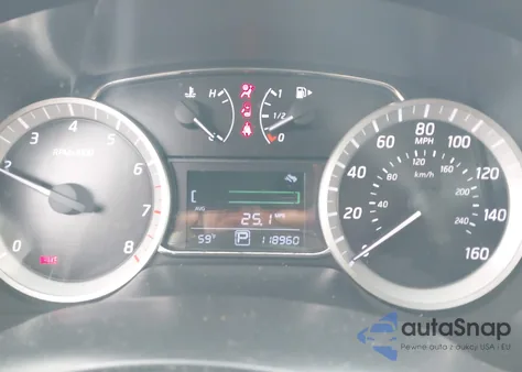 2015 Nissan Sentra Sr z USA, uszkodzony, nr VIN 3N1AB7AP3FY324323